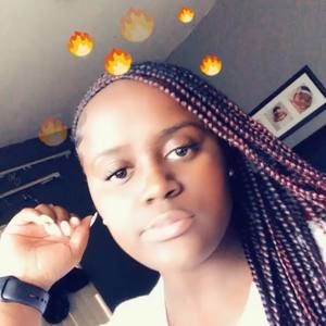 Meet your Posher, Dashawna